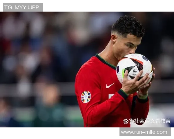 金色头发的足球传奇：他如何在绿茵场上书写辉煌历史